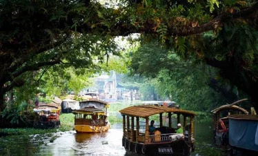 Shikara boats in Kerala backwaters
