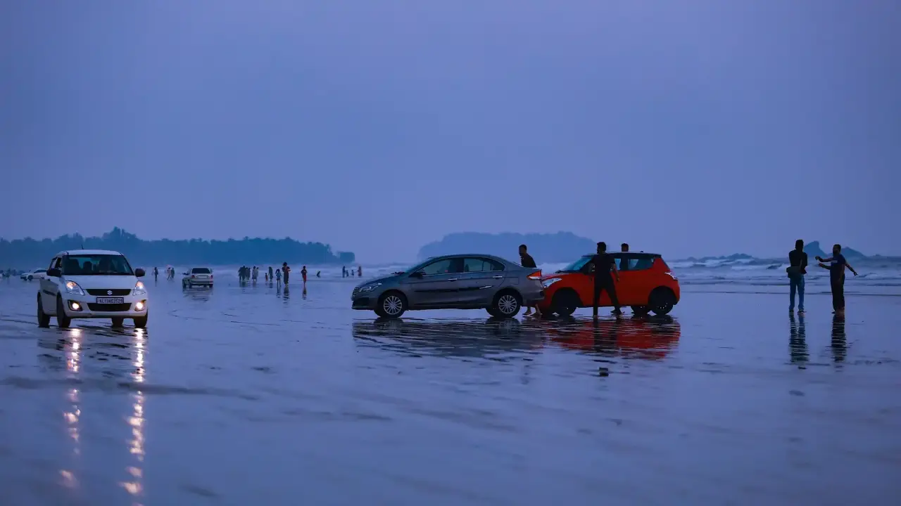 kannur-muzhappilangad-beach
